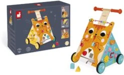 Janod Baby Lauflernhilfe ‘Katze’ - Holzspielzeug, Laufwagen Für Draußen - Baby Walker Mit Bremse Und Höhenverstellbarem Griff - Spielend Laufen Lernen - Ab 12 Monaten, J08005 7 Janod Baby Lauflernhilfe ‘Katze’ - Holzspielzeug, Laufwagen Für Draußen - Baby Walker Mit Bremse Und Höhenverstellbarem Griff - Spielend Laufen Lernen - Ab 12 Monaten, J08005 -Spielzeug Förderung janod baby lauflernhilfe katze holzspielzeug laufwagen fuer draussen baby walker mit bremse und hoehenverstellbarem griff spielend laufen lernen ab 12 monaten j08005 3