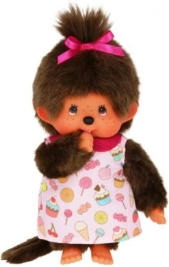 Sekiguchi 233861 - Original Monchhichi Mädchen, Aus Braunem Plüsch, Mit Pop & Candy Kleid Und Einem Zopf Mit Pinkfarbener Schleife, Ca. 20 Cm 5 Sekiguchi 233861 - Original Monchhichi Mädchen, Aus Braunem Plüsch, Mit Pop & Candy Kleid Und Einem Zopf Mit Pinkfarbener Schleife, Ca. 20 Cm -Spielzeug Förderung sekiguchi 233861 original monchhichi maedchen aus braunem pluesch mit pop candy kleid und einem zopf mit pinkfarbener schleife ca 20 cm 2